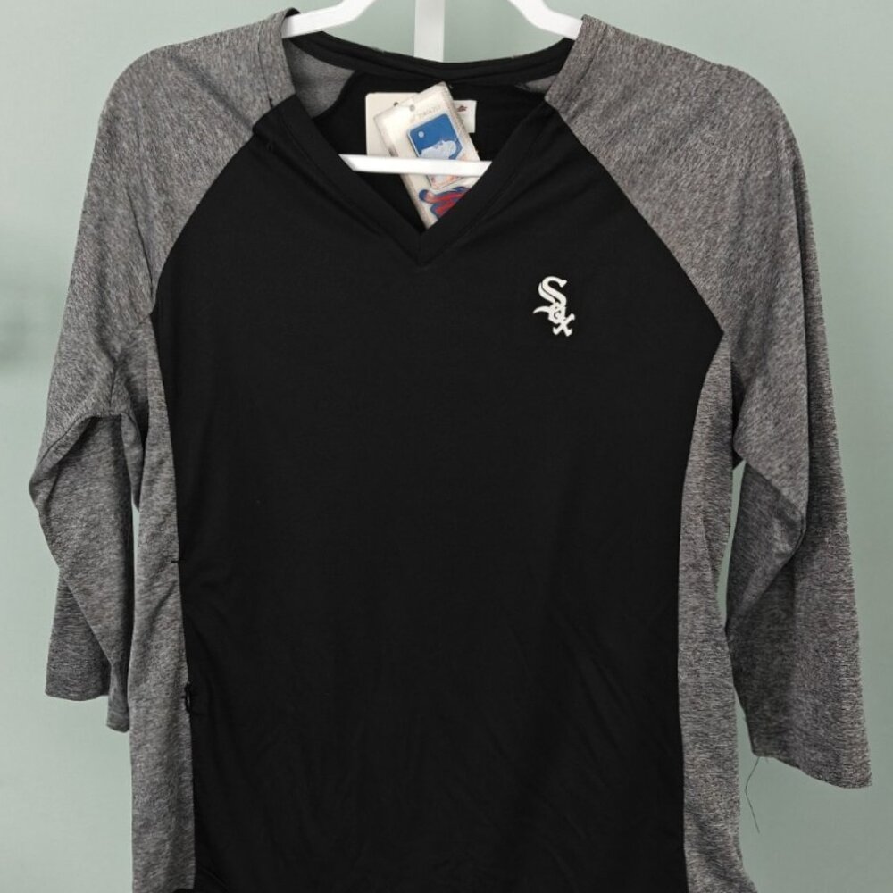 Majestic Chicago White Sox Women’s Jersey Shirt MLB Baseball Women’s LG-Sold